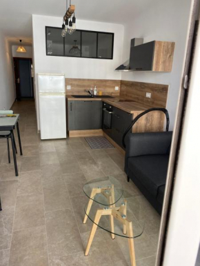 Appartement F2 - proche ville d'Ajaccio et gare